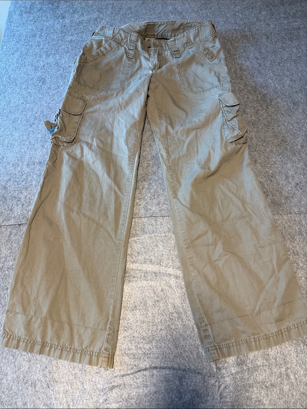 The North Face Women's Cargo Pants in Olive Tan